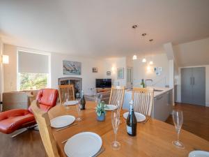 Riverside Apartment with Stunning Views & Patio