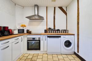 Maisons de vacances Gite 5 chambres entre Reims et Epernay - Le Tilleul - Gites Au Beau Sarrazin : photos des chambres