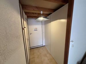 Appartements Studio mezzanine climatise proche plage, 4 couchages, balcon, TV et cuisine equipee - FR-1-229C-181 : photos des chambres