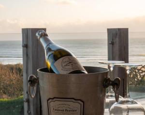 Seafront Beach House with Panoramic Views