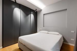 Caldarese Apartment with Balcony by Wonderful Italy