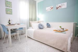 AL01 Estudio 250 m de playa de Fenals, Costa Brava