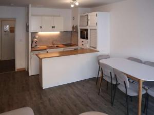 Appartement 2 pièces, 6 pers. aux Orres avec balcon - FR-1-322-171