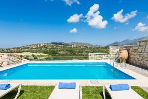 Renta Villas Georgios & Eleni, with Pool, BBQ & Playground, By ThinkVilla