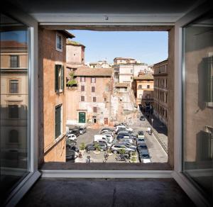 Ghetto Luxury Design Apartment