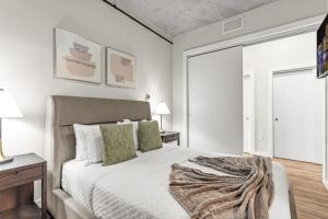 Experience St. Pete Charming 1 Bed by Tropicana