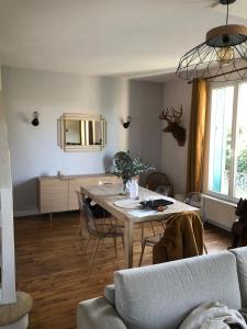 Villas Magnifique maison familiale proche de Paris et Orly aeroport : photos des chambres