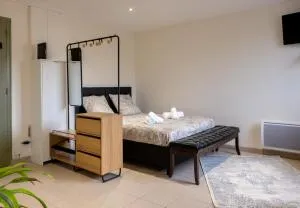 La Baroque Room ~ Parking ~ Arrivée autonome - 普里西尼