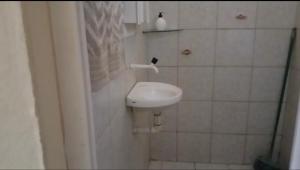 Kitnet 150m da praia