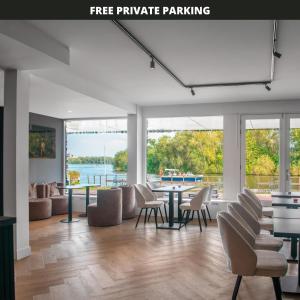 Amsterdam Lake Hotel