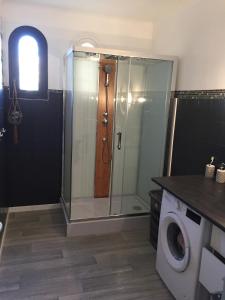 Villas Villa Lunel 250 m2 -axe Montpellier-Grande Motte : photos des chambres