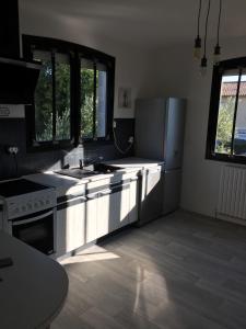 Villas Villa Lunel 250 m2 -axe Montpellier-Grande Motte : photos des chambres