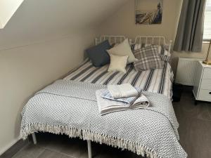 Cozy Studio-Omagh-Continental Breakfast Included