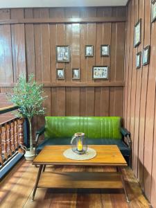 The Memory Hostel Room Em-Orn