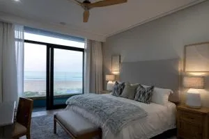 Luxury Penthouse On The Beach - Gamtoosriviermond