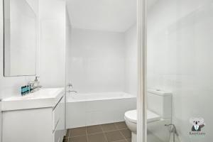 KozyGuru | Westmead | Modern Apt | Near Hospital