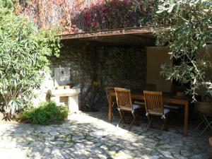 Maisons de vacances Charming House with Courtyard Garden and Views : photos des chambres