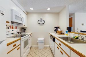 Sunset Peak Condo at Rivergreen