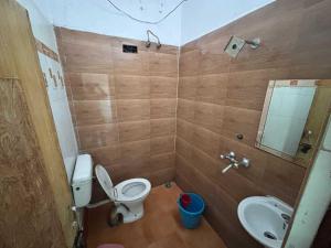 Hotel O by OYO Radhika