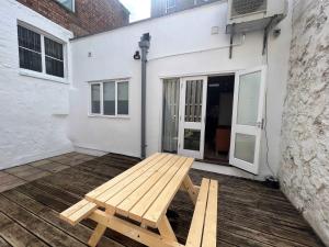 Studio flat in Cotham Hill