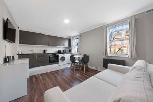 Modern Marylebone 2 Bed Apartment NW8 Sleeps 5
