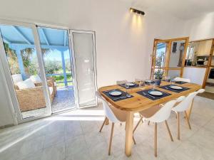 Hydra Bay Seaside Villa with Pool