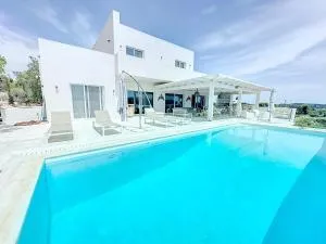 The Privacy Villa by Seaviews - Bouzéïka