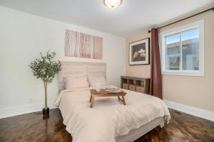 Private 3 Bedrooms Downtown Ottawa w Balcony