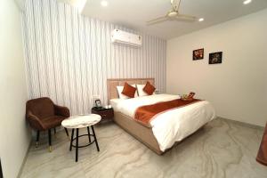 Hotel Chandigarh Heights - Airport Road Manali Highway Transit Hotel