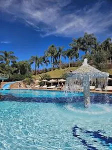 Apto para 6 com 2 quartos no Eco Resort Capivari - 南大坎皮纳