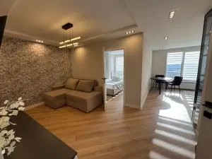 Inamstro Home - Butuceni