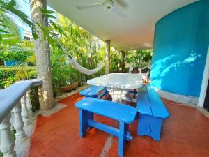 Lujosa cabana con piscina playa y servicio