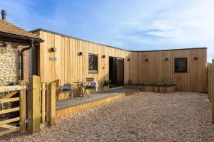 Modern 2-Bed Cabin Near West Wittering Beach - Itchenor