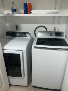 Cozy, unique & Private apartment in Spring near IAH