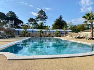 Campings CAMPING LES OURMES : photos des chambres