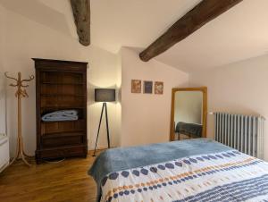 Maisons de vacances Mas traditionnel a Gordes en pleine nature : photos des chambres