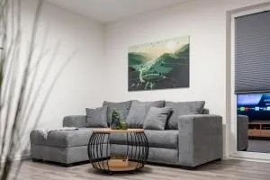 BPS Apartment #6 View - NEU - Deluxe - Modern - Gäufelden