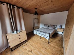 Maisons de vacances Gite a Chalencon : photos des chambres