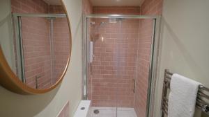 Crows Nest - Near North Bay Beach