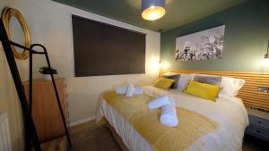 Crows Nest - Near North Bay Beach