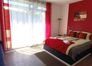 Appartements Grand Appartement 3 frontieres : photos des chambres