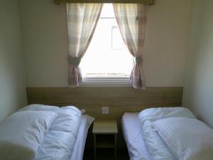 Kingfisher New Horizon KF 8 Berth heated Close to site entrance