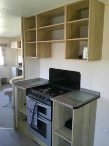 Kingfisher New Horizon KF 8 Berth heated Close to site entrance