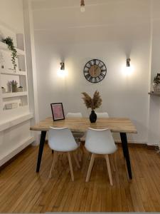 Aura Aura Apartment at Kolonaki