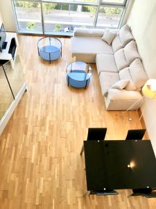 Duplex with sea view and private parking