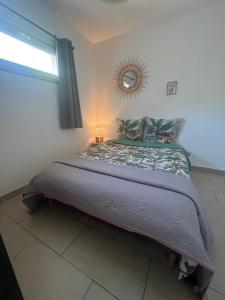 Appartements Studio cosy avec climatisation et terrasse : photos des chambres