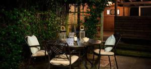 Beach Approach Cottage - 30 steps from beach - Luxury house with covered table tennis - Netflix Smart TV