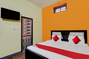 Hotel O R B Palace