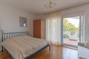 Villa Petra - Panoramic Sea View or Garden Level Peace Aprtment