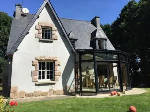 Morlaix - Maison au milieu des bois - 普卢贡旺